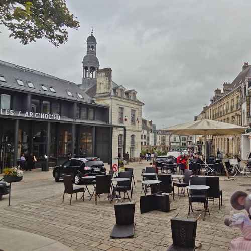 Les Halles dans le centre-ville d'Auray